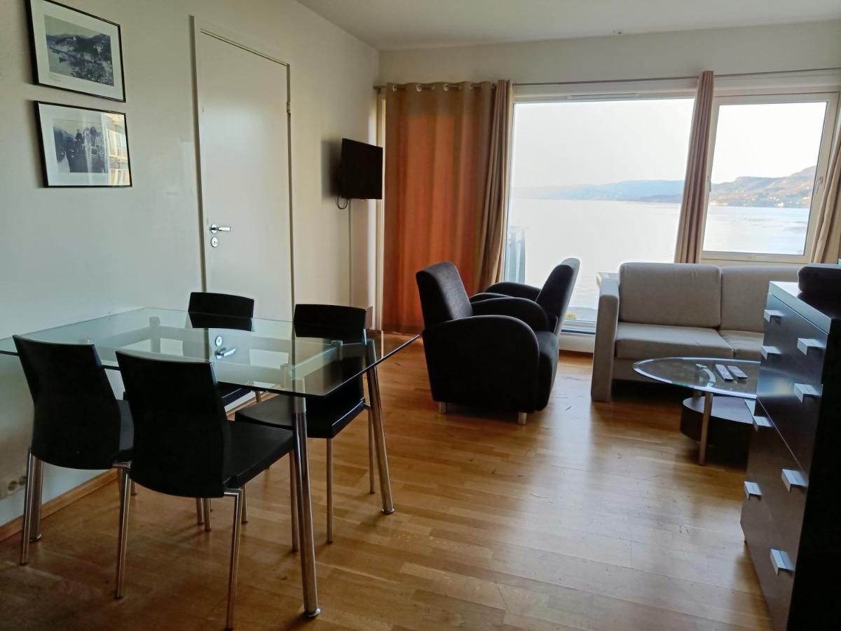 Smaken Av Ryfylke Event As Overnatting, Bygningen Drives Ikke Som Hotell Hjelmeland 외부 사진