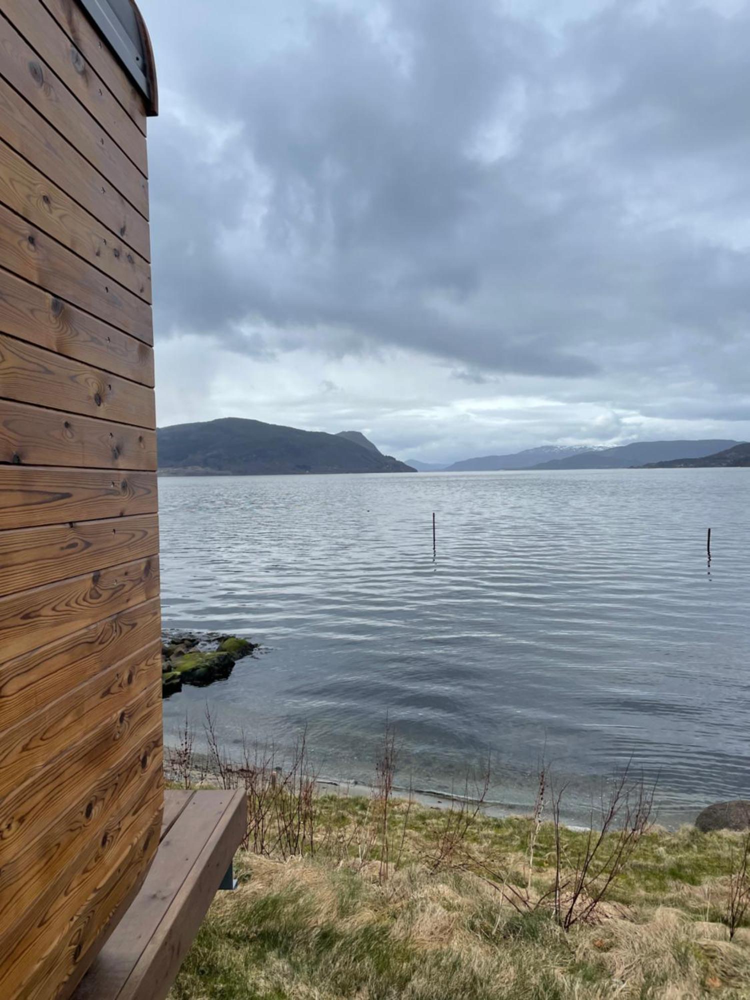 Smaken Av Ryfylke Event As Overnatting, Bygningen Drives Ikke Som Hotell Hjelmeland 외부 사진